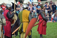 Henry III & guards overseeing the siege of Kenilworth Castle